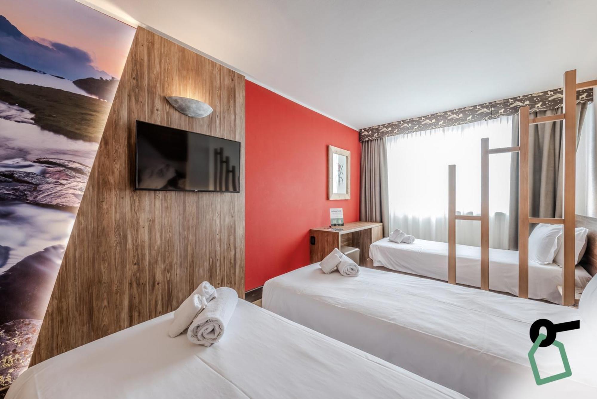 Hotiday Chalet Sestriere Vialattea Екстер'єр фото