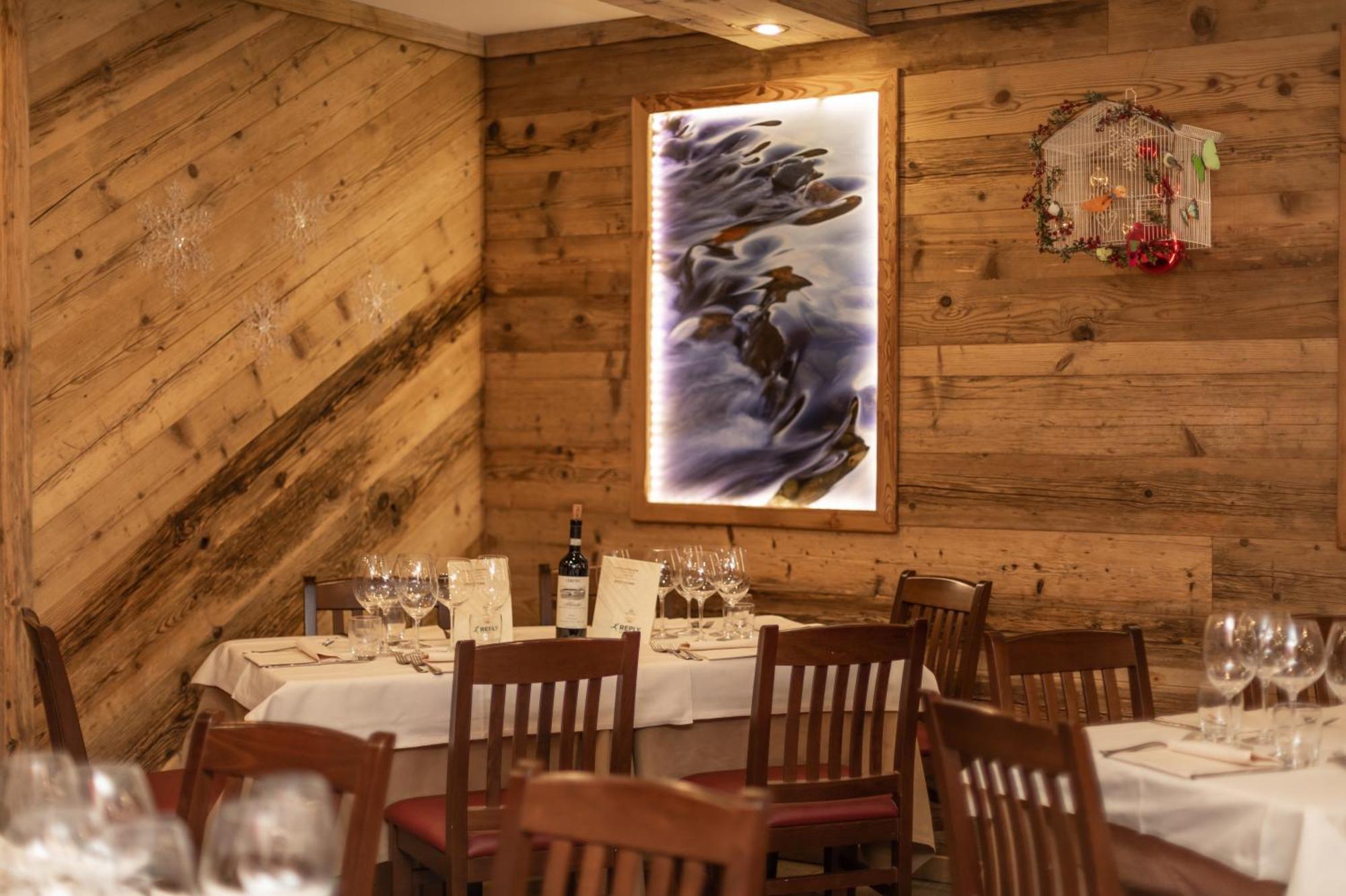 Hotiday Chalet Sestriere Vialattea Екстер'єр фото